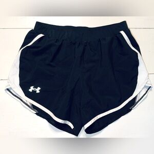 Under Armour Black Athletic Lined Shorts Size Small